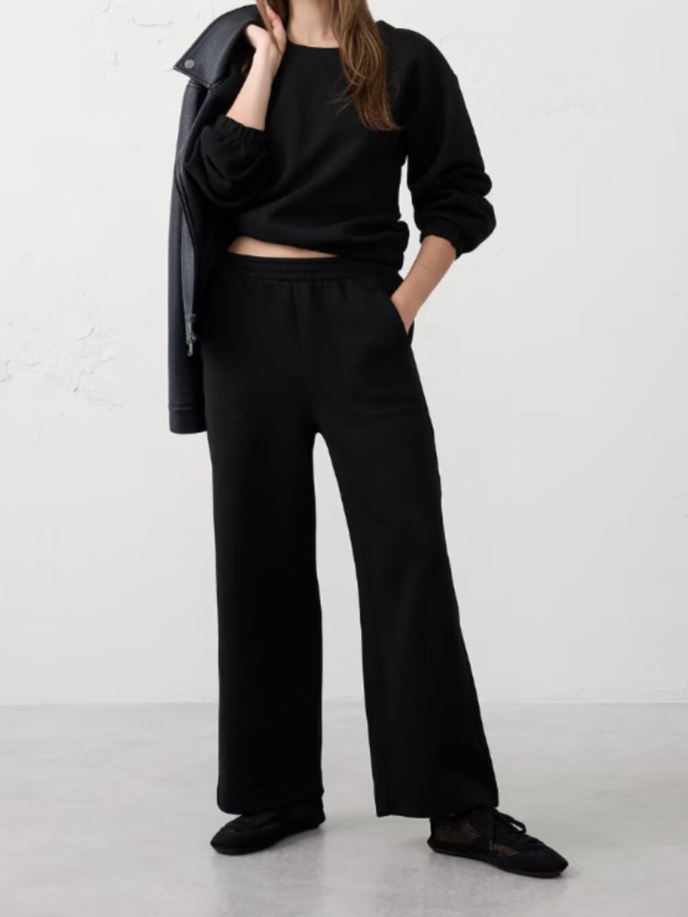 NWT Banana Republic Weekender Wide-Leg High-Rise Ankle Pant Black Large